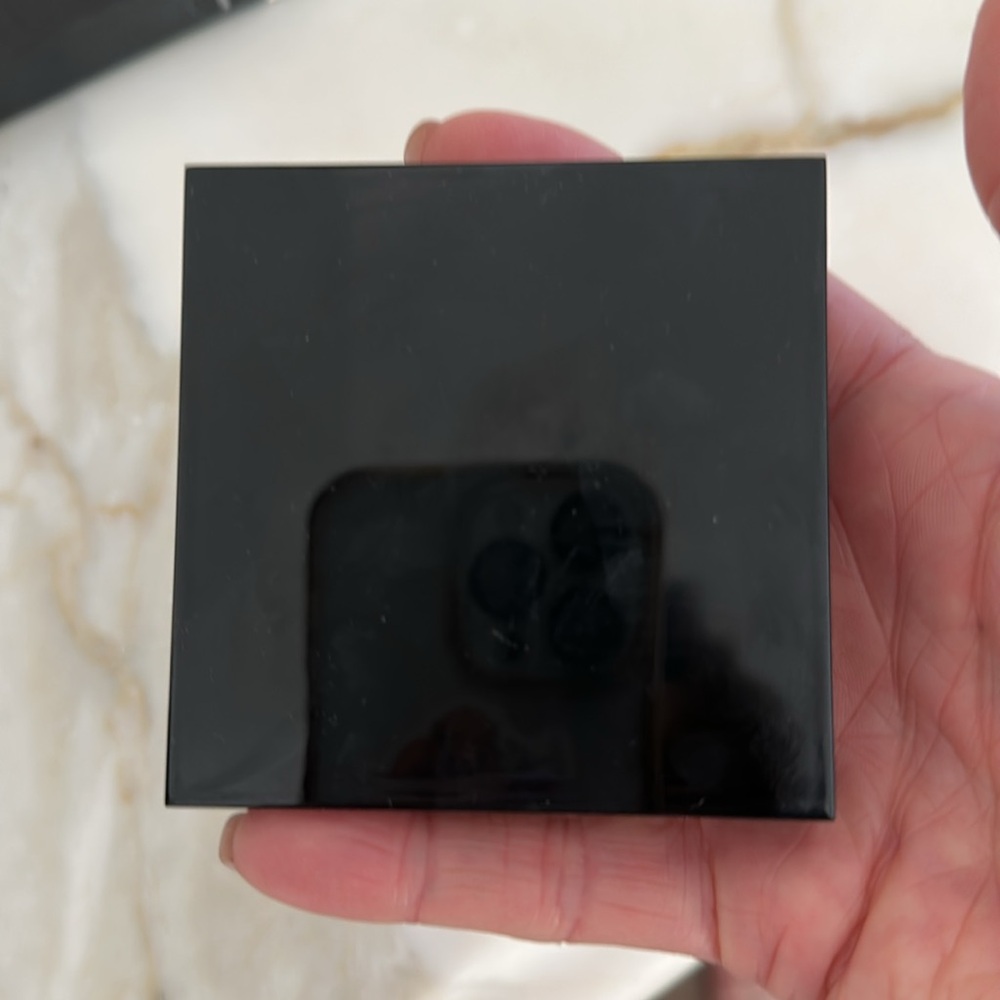 Matte Finish Compact Powder - Picture 5 of 7